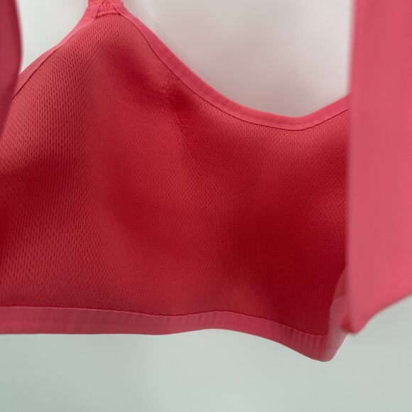 Lululemon Womens Pink Workout Sports Bra Size 6 Gym Padded Running Training - Picture 4 of 5